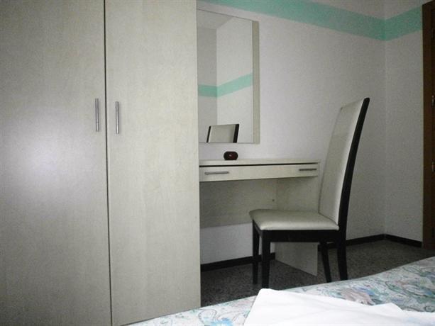 Hotel Nives ริมินี ภายนอก รูปภาพ