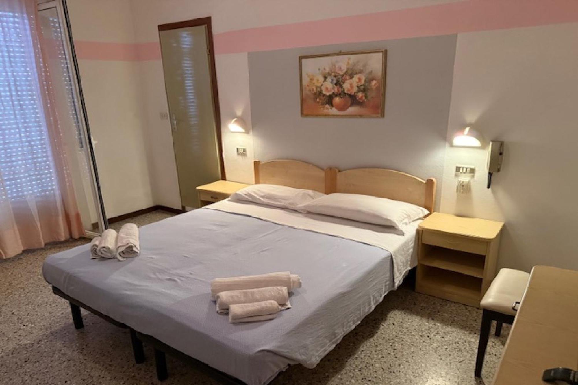 Hotel Nives ริมินี ภายนอก รูปภาพ