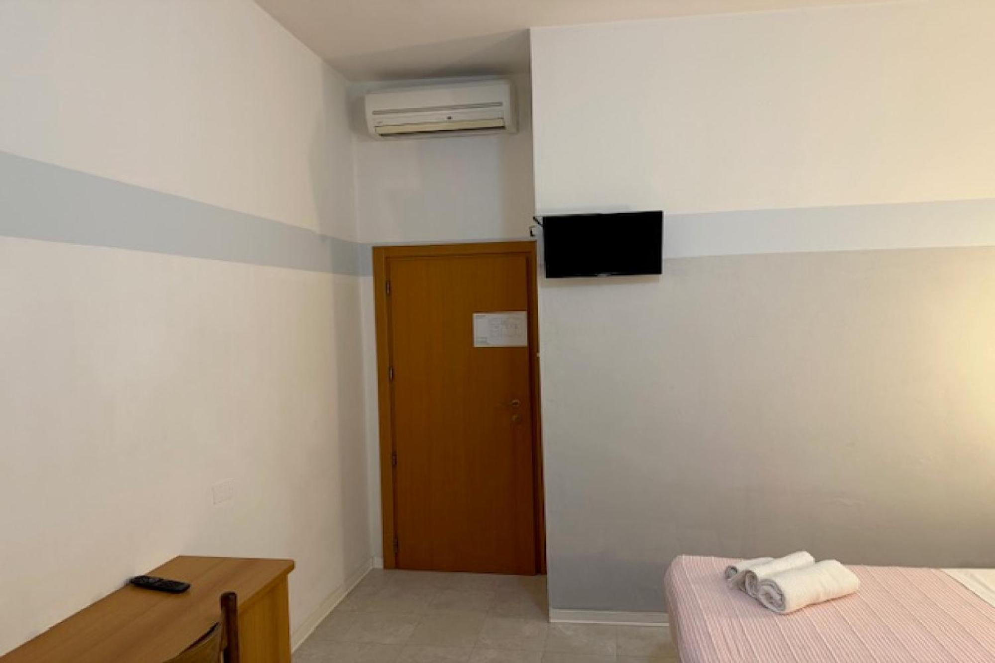 Hotel Nives ริมินี ภายนอก รูปภาพ